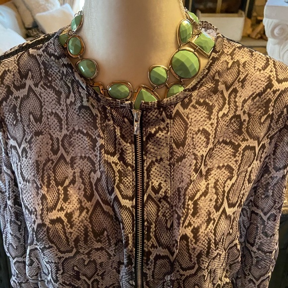 Matching Set - Picture 7 of 7